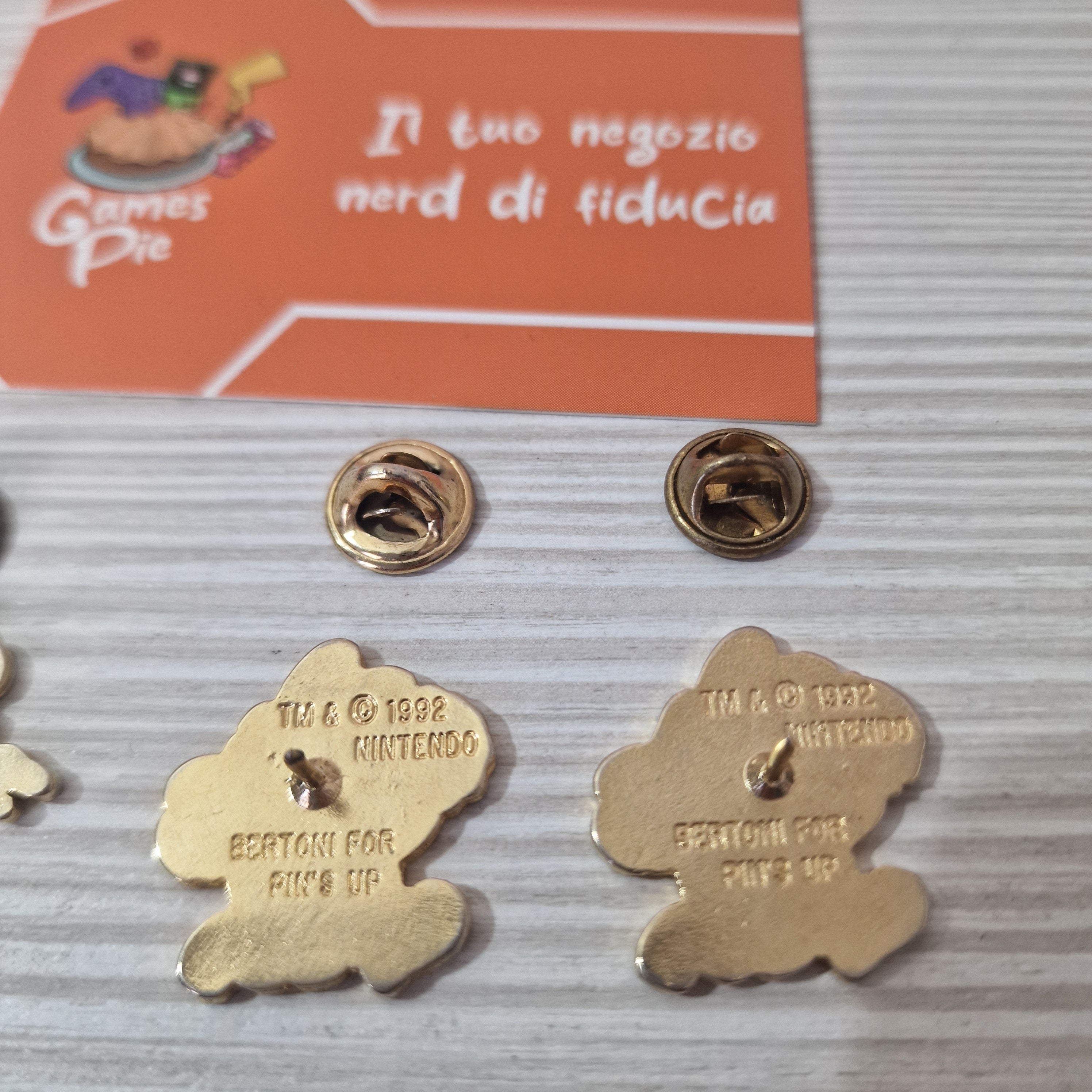Spille originali da collezione Super Mario