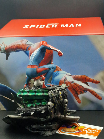 Marvel&