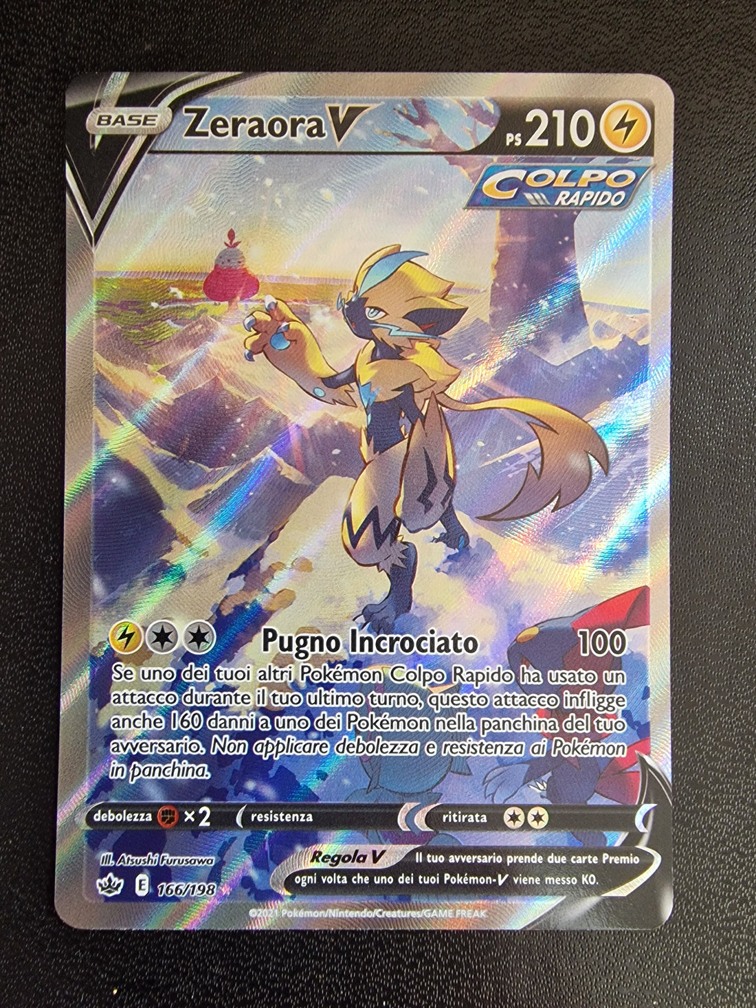 Zeraora V Set Regno Glaciale 166/198 NM/M