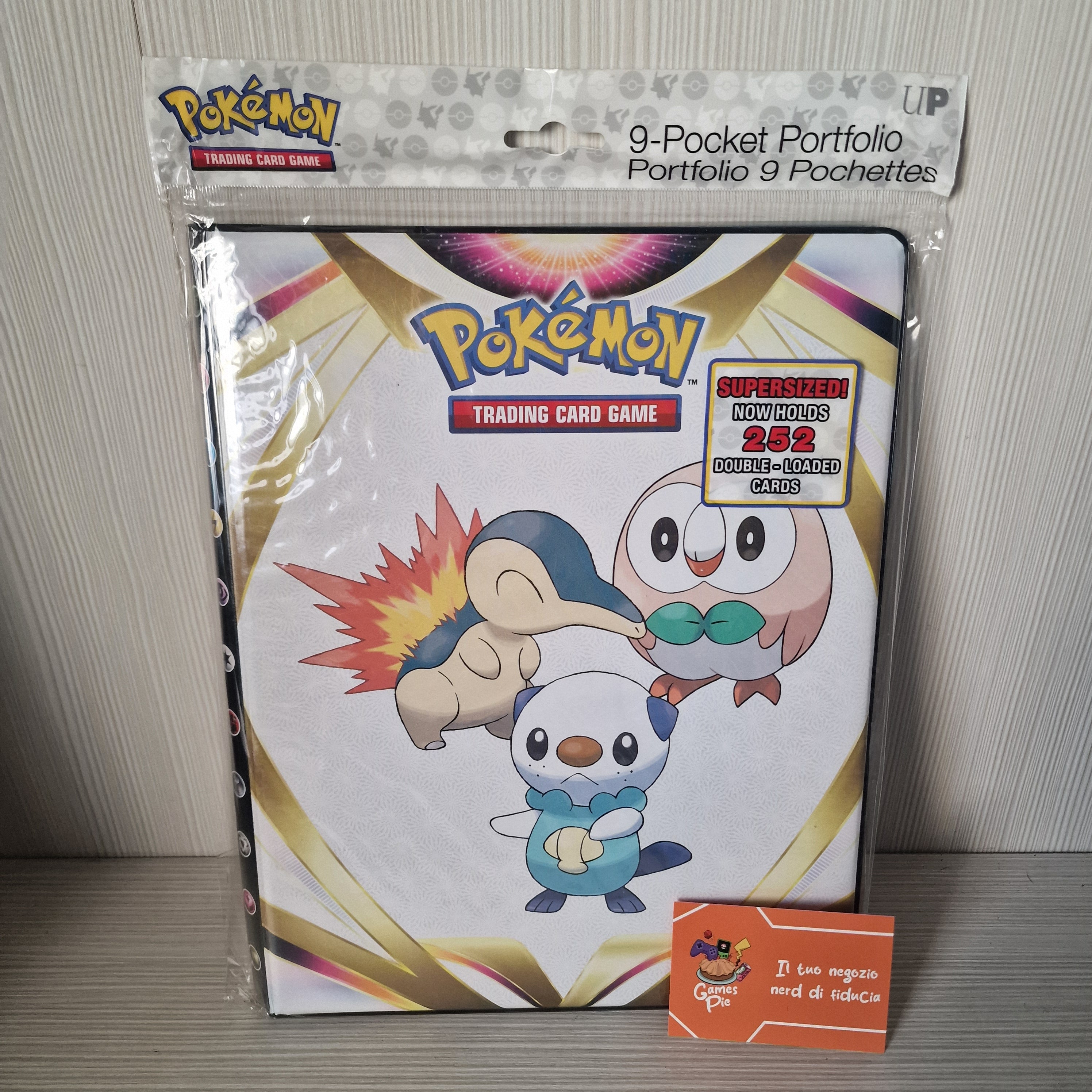 Ultra Pro - Portfolio - Capacità: 252 carte - Pokémon NUOVO