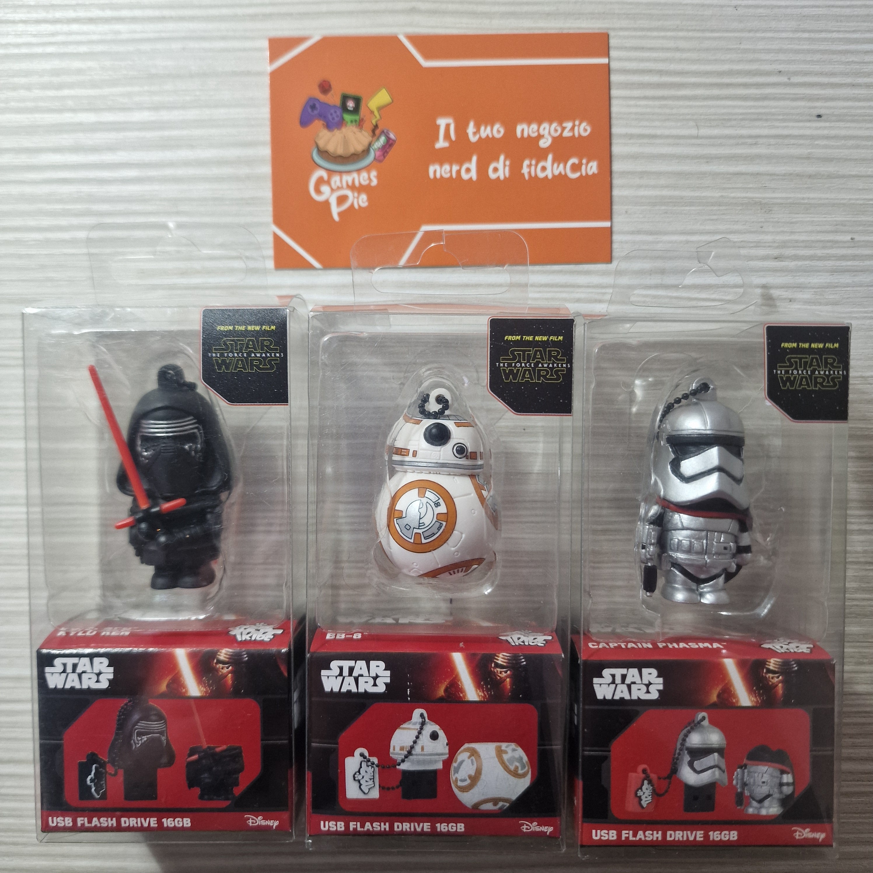 Star Wars Lotto 7 USB Drive Figure Yoda 8GB + 16GB Sigillati Disney Store