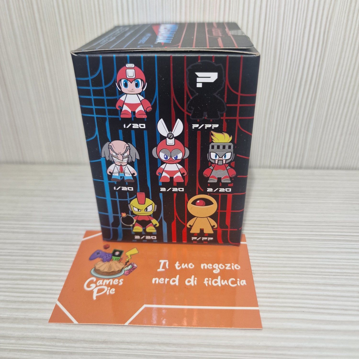 Figure Kidrobot Mega Man Mini Series Metallic Red 3" Vinile Capcom 2016