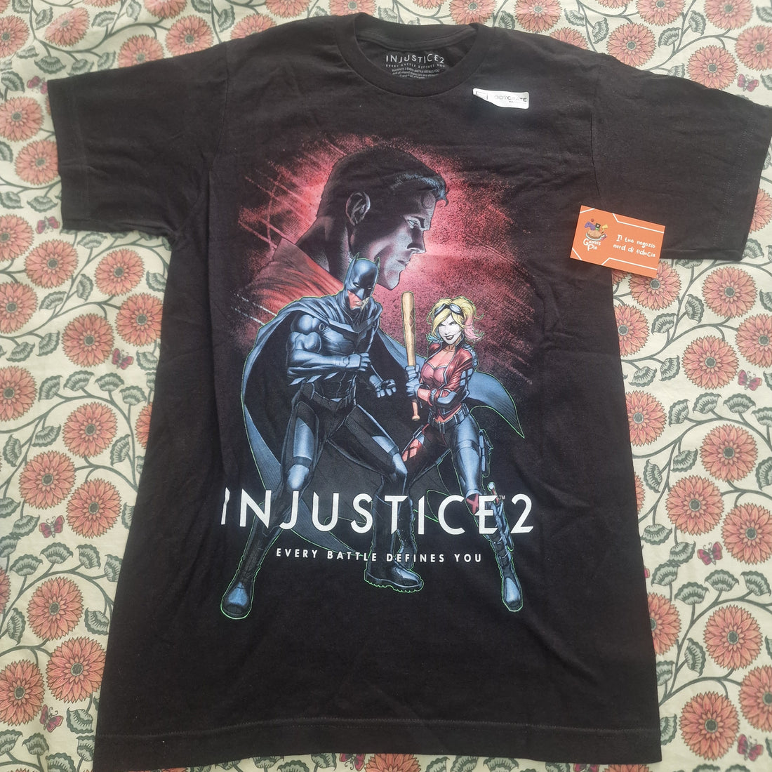 T-Shirt Injustice 2 DC Comics Batman Harley Quinn Loot Crate Maglietta S Nera